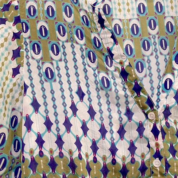 Subtle Luxury Silk Blouse, Sz Small / Medium - Picture 2 of 7